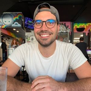 Meet your Posher, Robbie